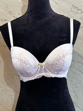 Victoria's Secret Dream Angels Pink Lined Demi Cup Underwire Bra size 34DD(E)